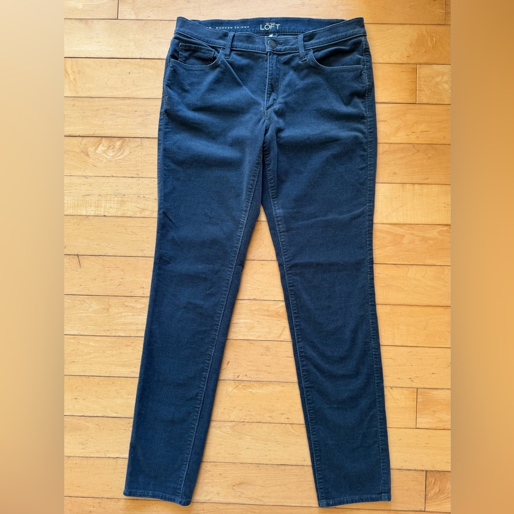 Loft Modern‎ Skinny corduroy navy pants mid rise women’s size 6